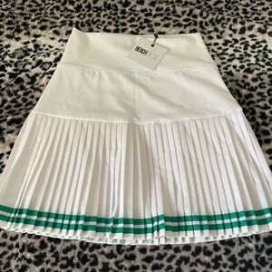 Beach Riot Gloria Courtside Skirt NWT Size L White And Green